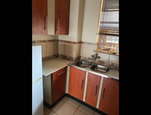 2 BEDROOM APARTMENT FOR SALE IN HATFIELD